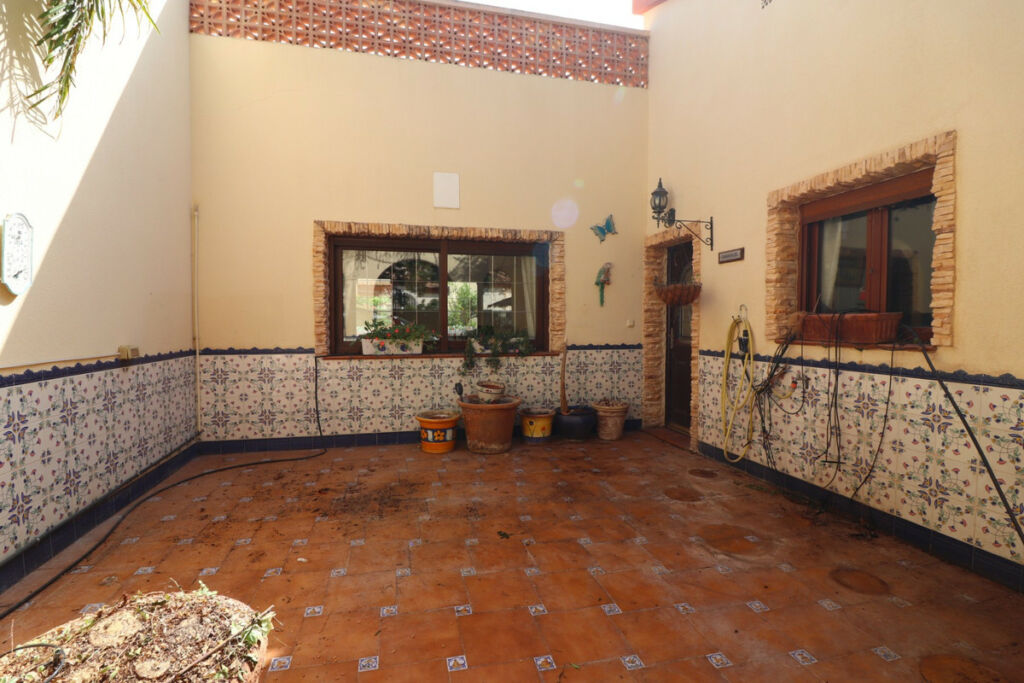 Detached Villa Formentera del Segura Alicante - image 20