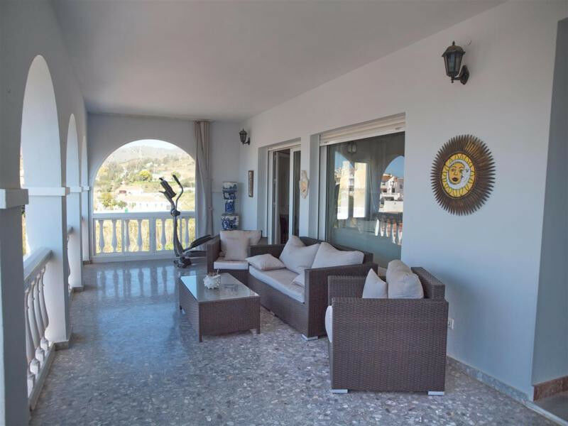 Detached Villa Benajarafe Málaga - image 20