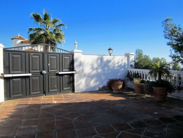 Detached Villa Frigiliana Málaga - image 20