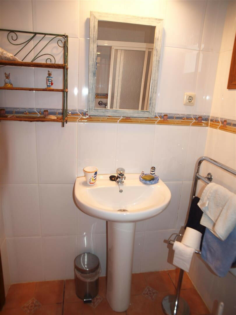 Detached Villa Viñuela Málaga - image 20