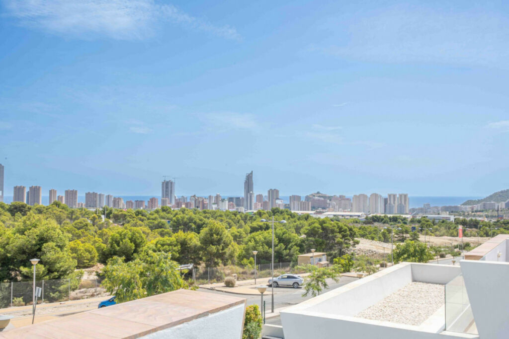 Detached Villa Finestrat Alicante - image 22
