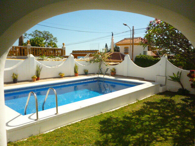 Detached Villa Rincón de la Victoria Málaga - image 21