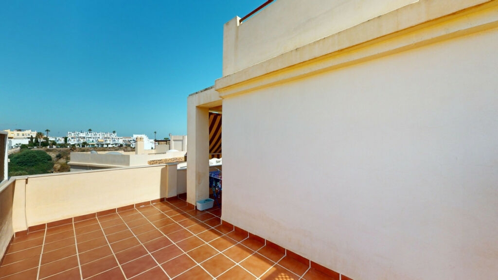 Semi-Detached House Almayate Málaga - image 21
