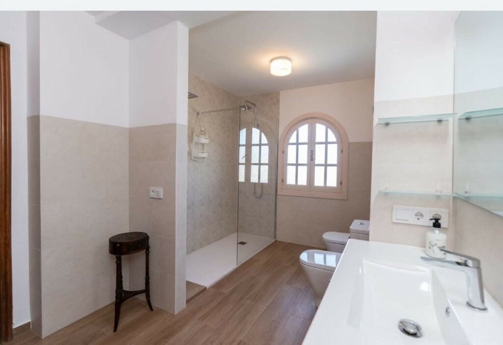 Detached Villa Marbella Málaga - image 21
