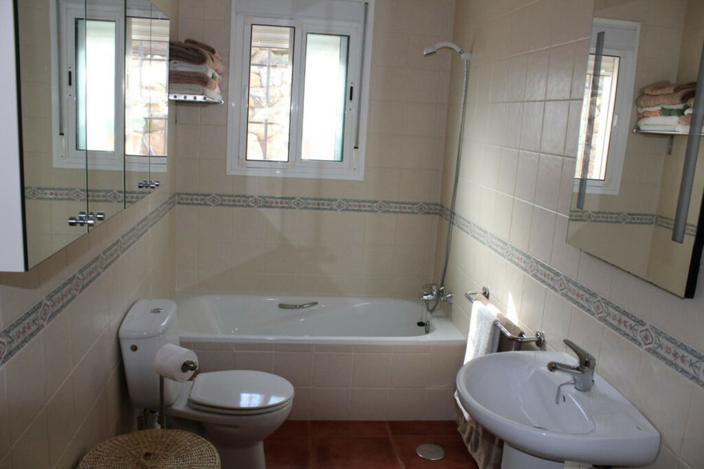 Finca - Cortijo Alcaucín Málaga - image 21