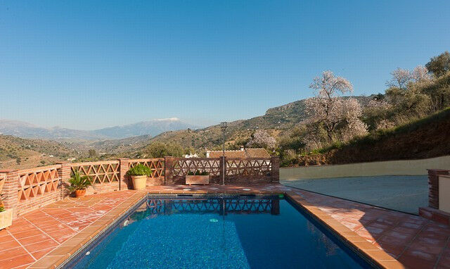 Detached Villa Comares Málaga - image 21