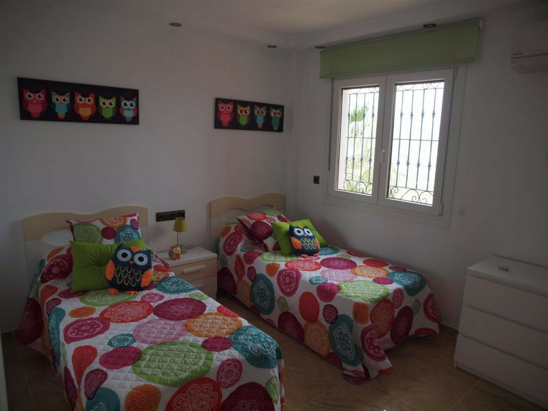 Detached Villa Torre del Mar Málaga - image 21