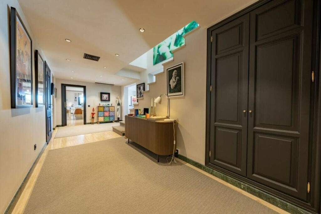 Penthouse Sierra Blanca Málaga - image 21