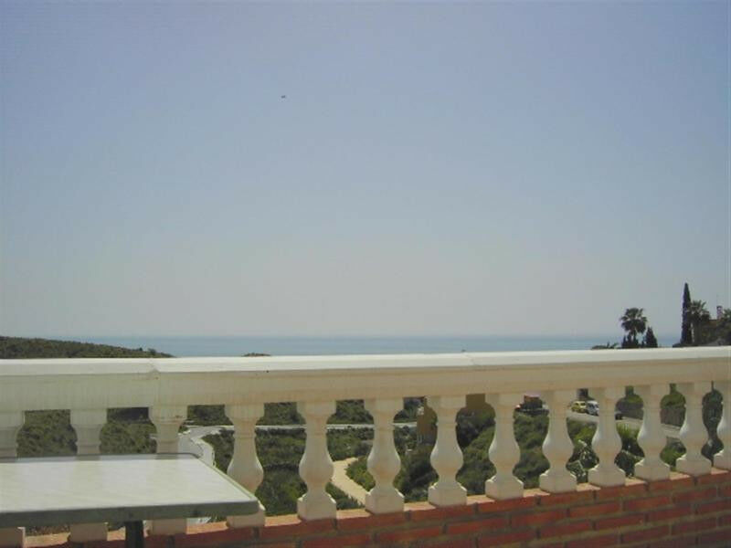 Townhouse Benajarafe Málaga - image 21