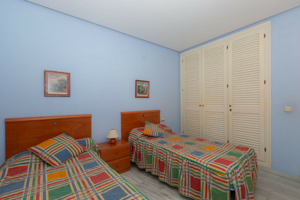 Middle Floor Apartment Elviria Málaga - image 22