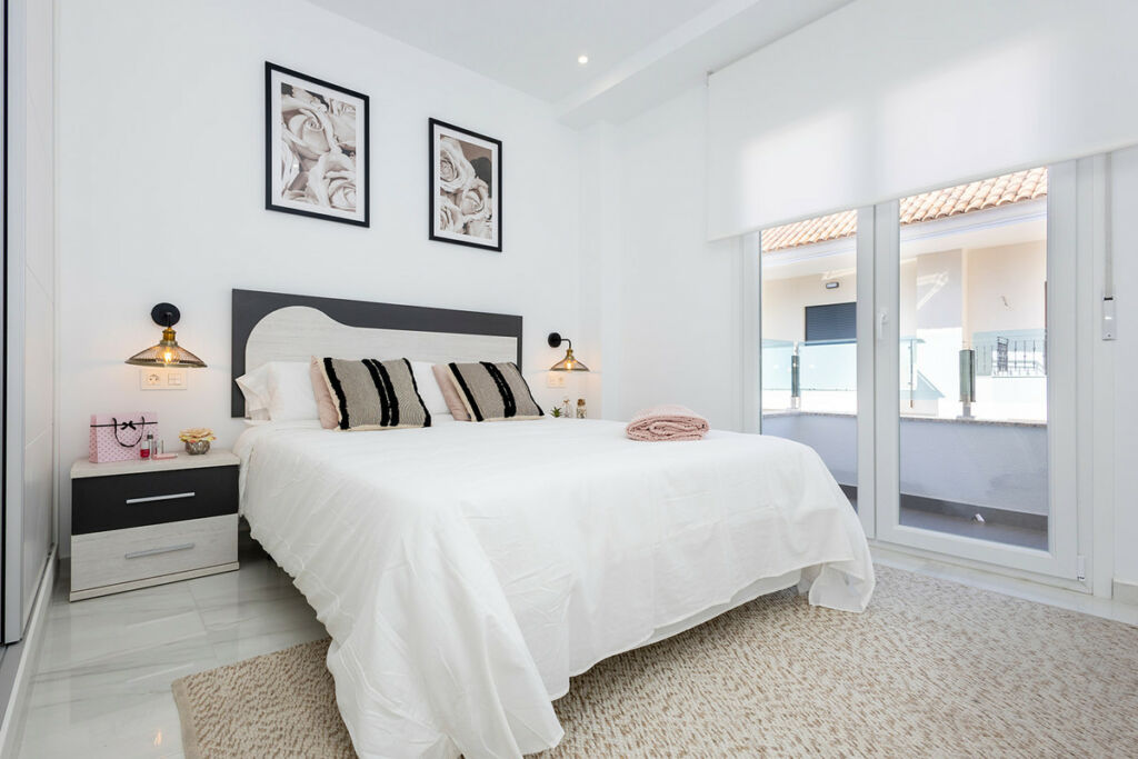 Middle Floor Apartment Jacarilla Alicante - image 22