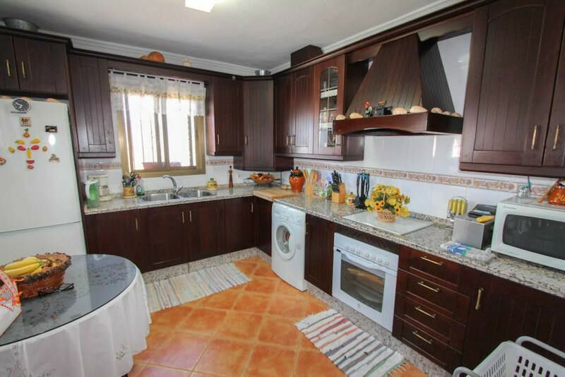 Detached Villa Guaro Málaga - image 23
