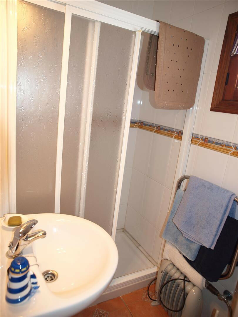 Detached Villa Viñuela Málaga - image 22