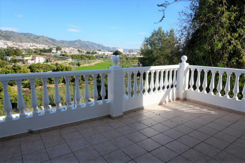 Detached Villa Nerja Málaga - image 22