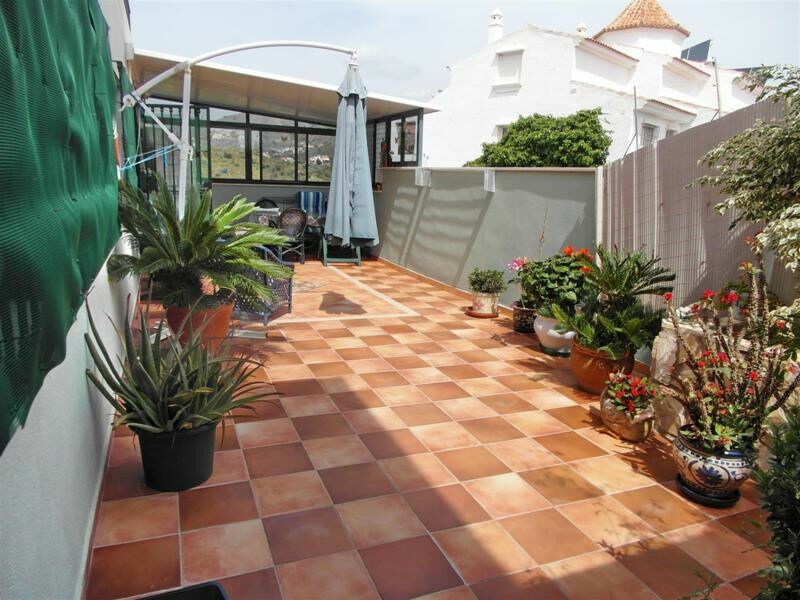 Middle Floor Apartment Benagalbon Málaga - image 22