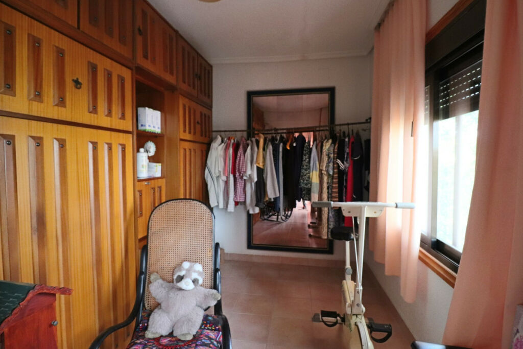 Detached Villa La Nucia Alicante - image 22