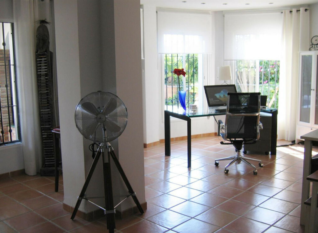 Detached Villa Benajarafe Málaga - image 22