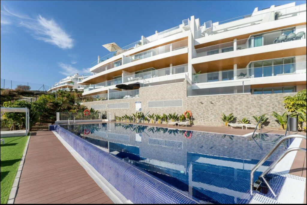 Middle Floor Apartment Calanova Golf Málaga - image 22