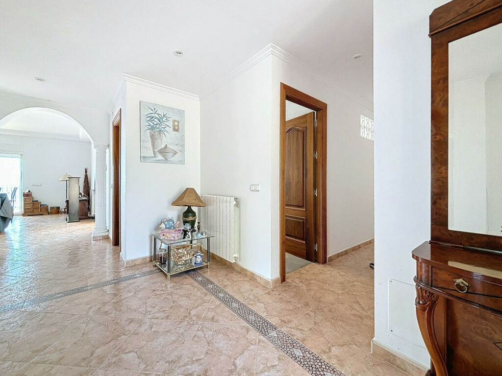 Detached Villa Periana Málaga - image 22