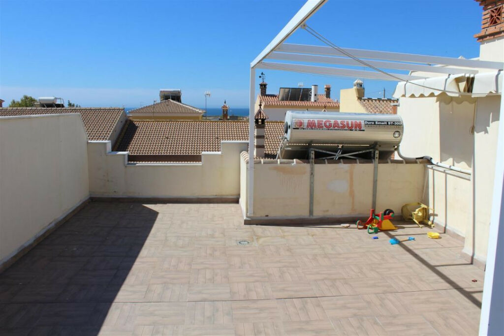 Semi-Detached House Almayate Málaga - image 23