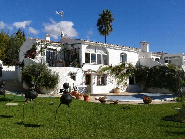 Detached Villa Nerja Málaga - image 23