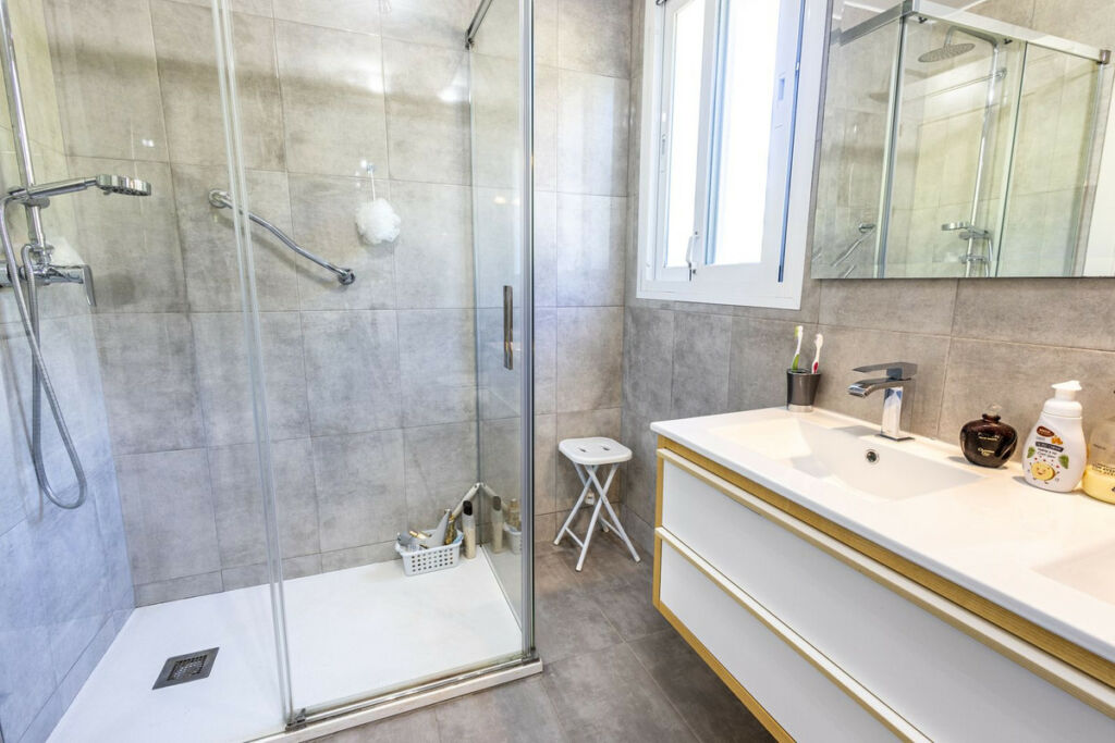 Detached Villa Alhaurin Golf Málaga - image 23