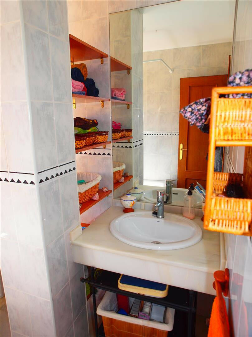 Townhouse Benajarafe Málaga - image 23