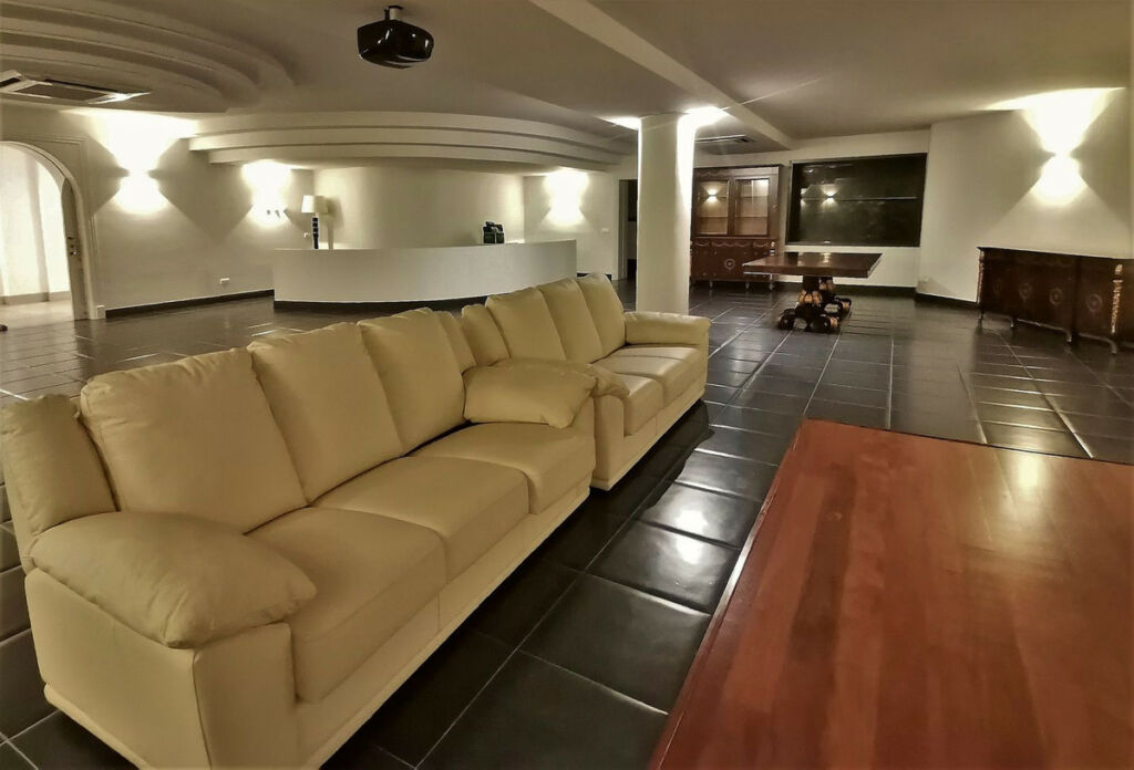 Detached Villa La Zagaleta Málaga - image 23