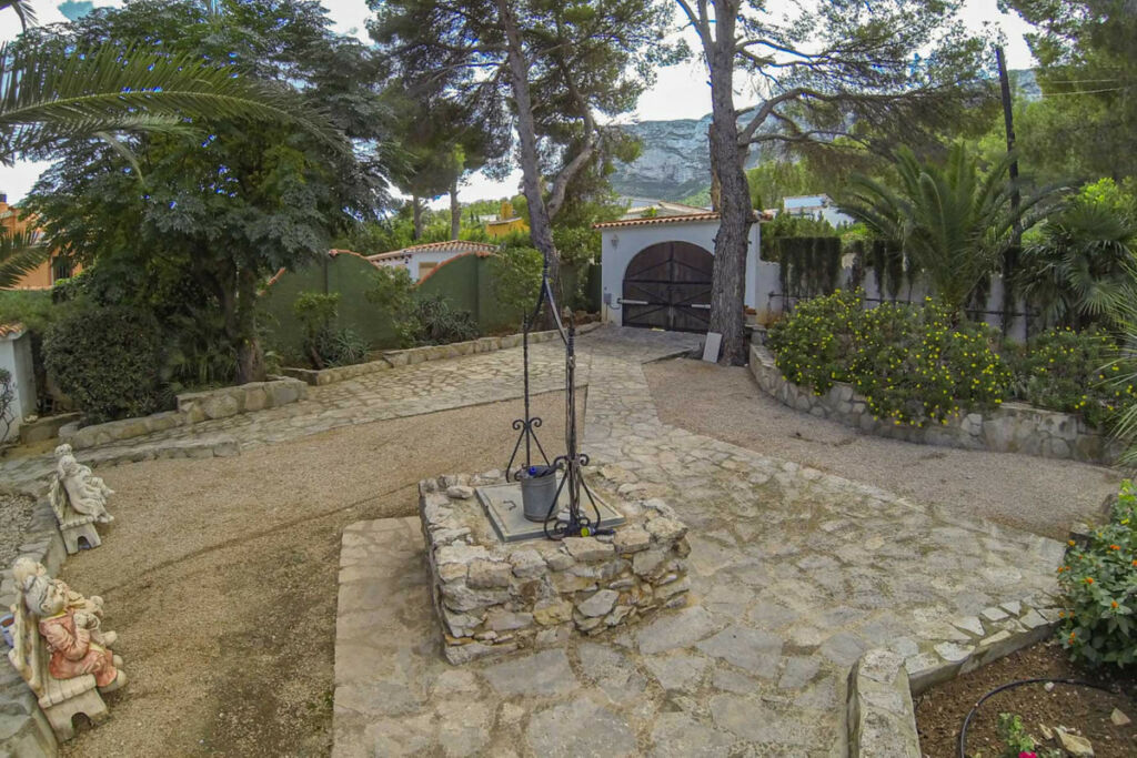 Detached Villa Denia Alicante - image 48