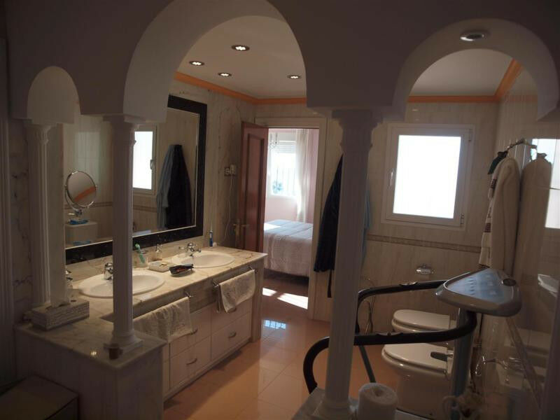 Detached Villa Caleta de Vélez Málaga - image 23