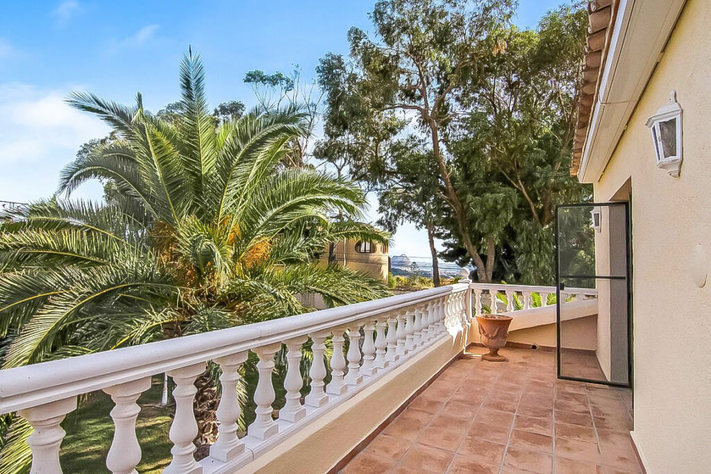 Detached Villa Benissa Alicante - image 23