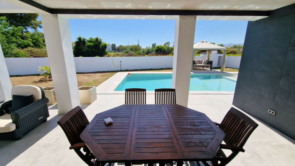 Detached Villa San Pedro de Alcántara Málaga - image 23