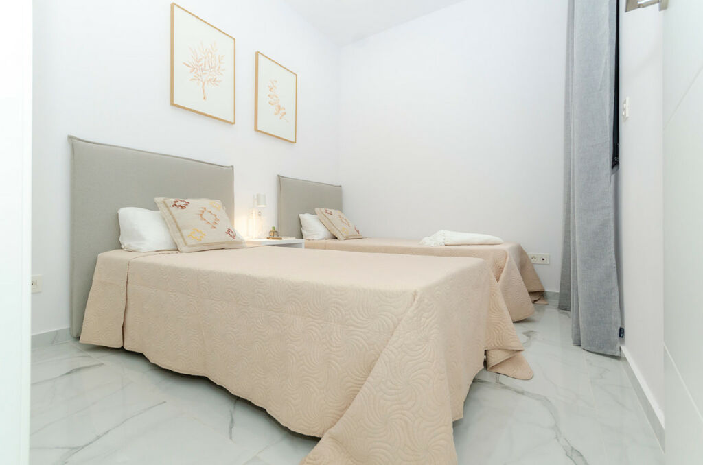 Detached Villa Torrevieja Alicante - image 24
