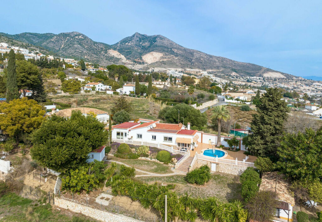 Detached Villa Benalmadena Málaga - image 24