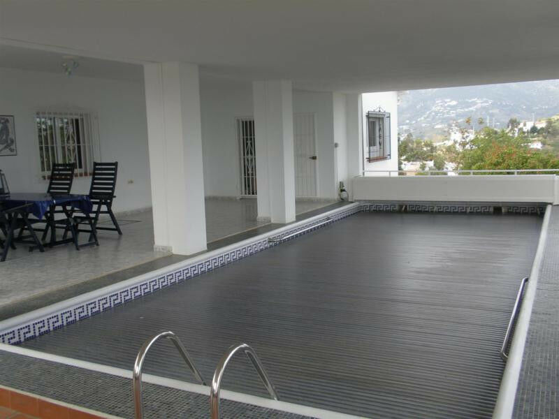 Detached Villa Cómpeta Málaga - image 24