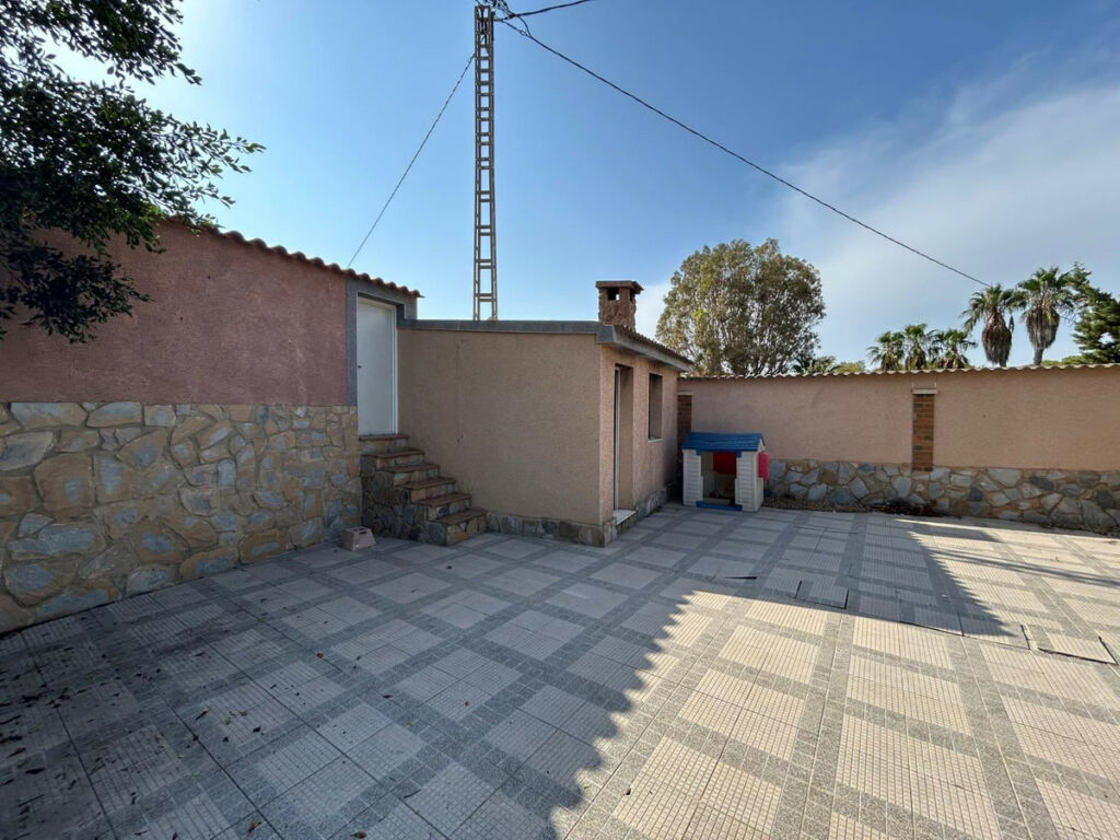 Detached Villa La Marina Alicante - image 24