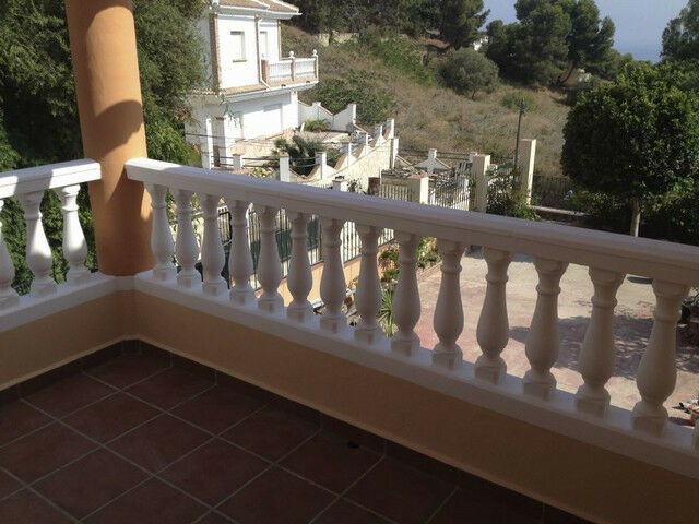 Detached Villa Lagos Málaga - image 24