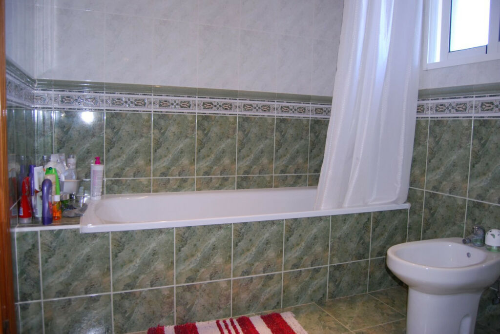 Semi-Detached House Lagos Málaga - image 24