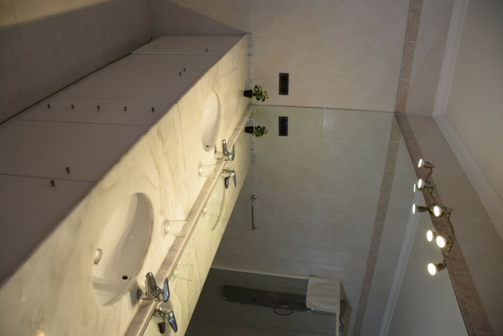Ground Floor Apartment La Fustera Alicante - image 24