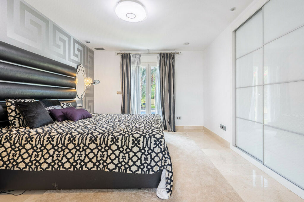 Detached Villa Benissa Alicante - image 24