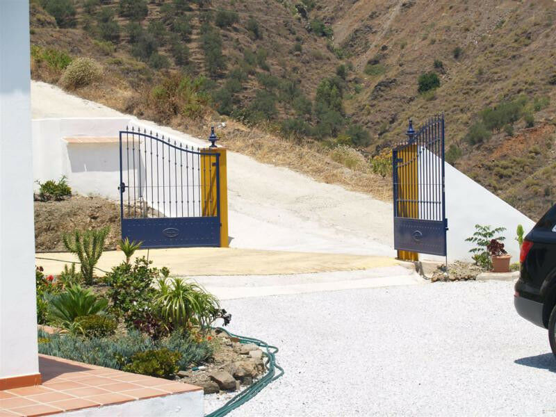 Detached Villa Arenas Málaga - image 24