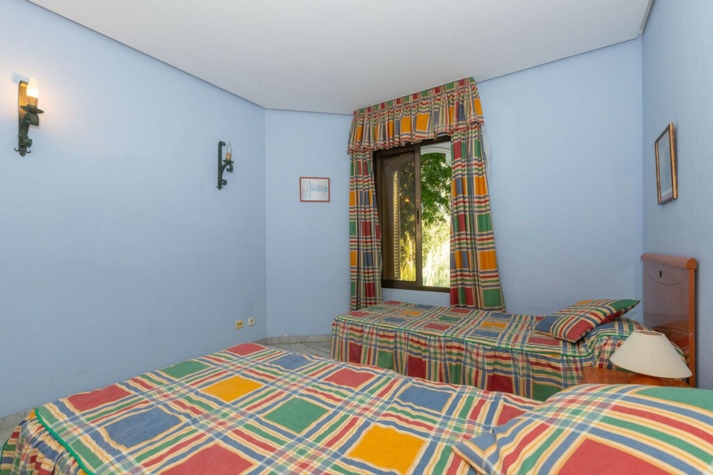 Middle Floor Apartment Elviria Málaga - image 25
