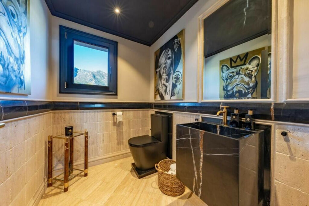 Penthouse Sierra Blanca Málaga - image 25