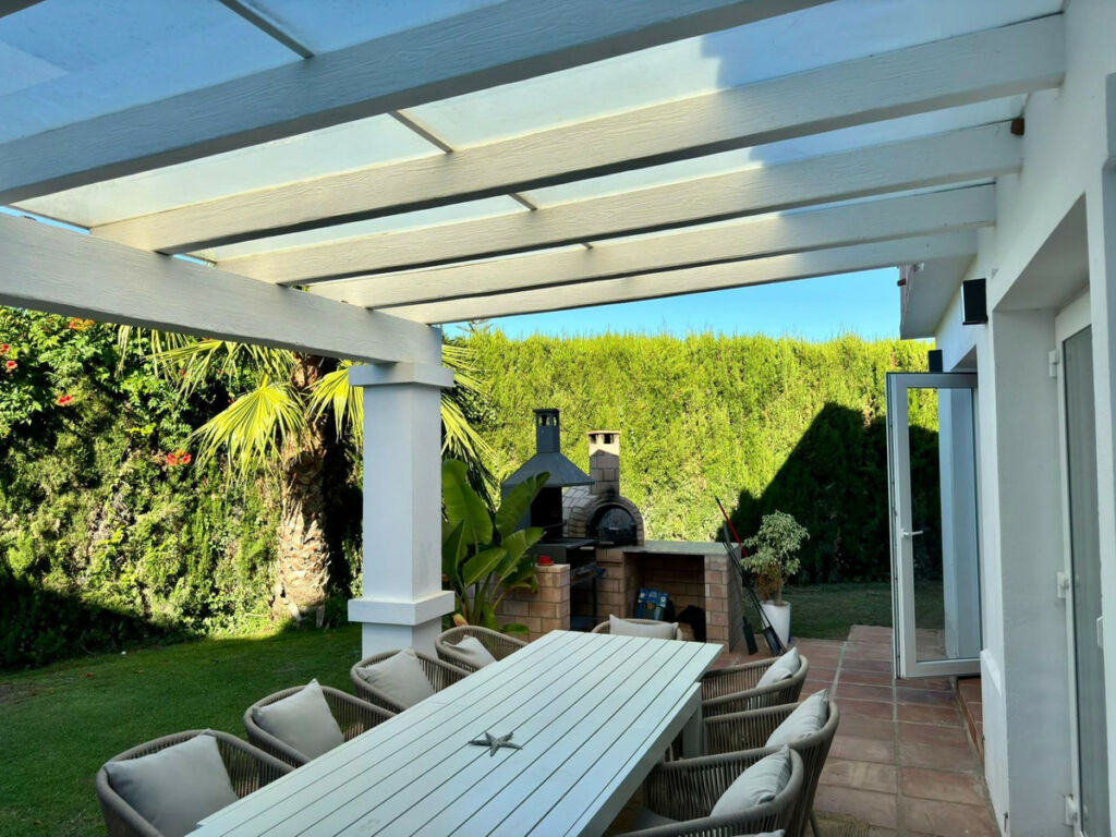 Detached Villa Sotogrande Costa Cádiz - image 25