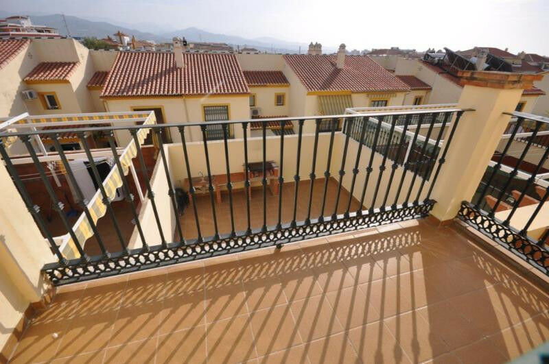 Townhouse Torre del Mar Málaga - image 25