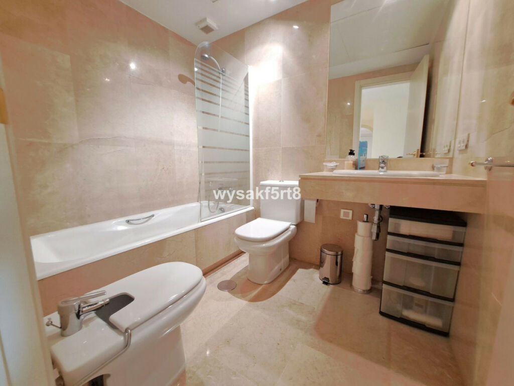 Ground Floor Apartment La Duquesa Málaga - image 34