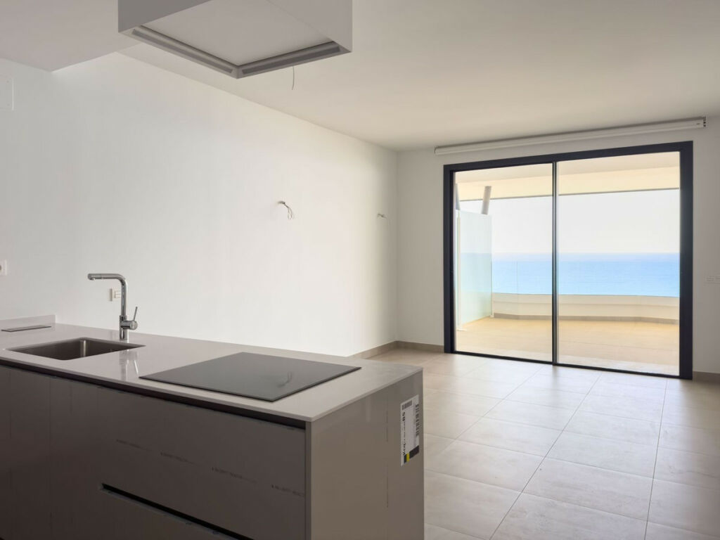 Middle Floor Apartment Fuengirola Málaga - image 27