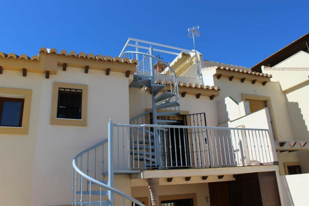 Semi-Detached House Almayate Málaga - image 26