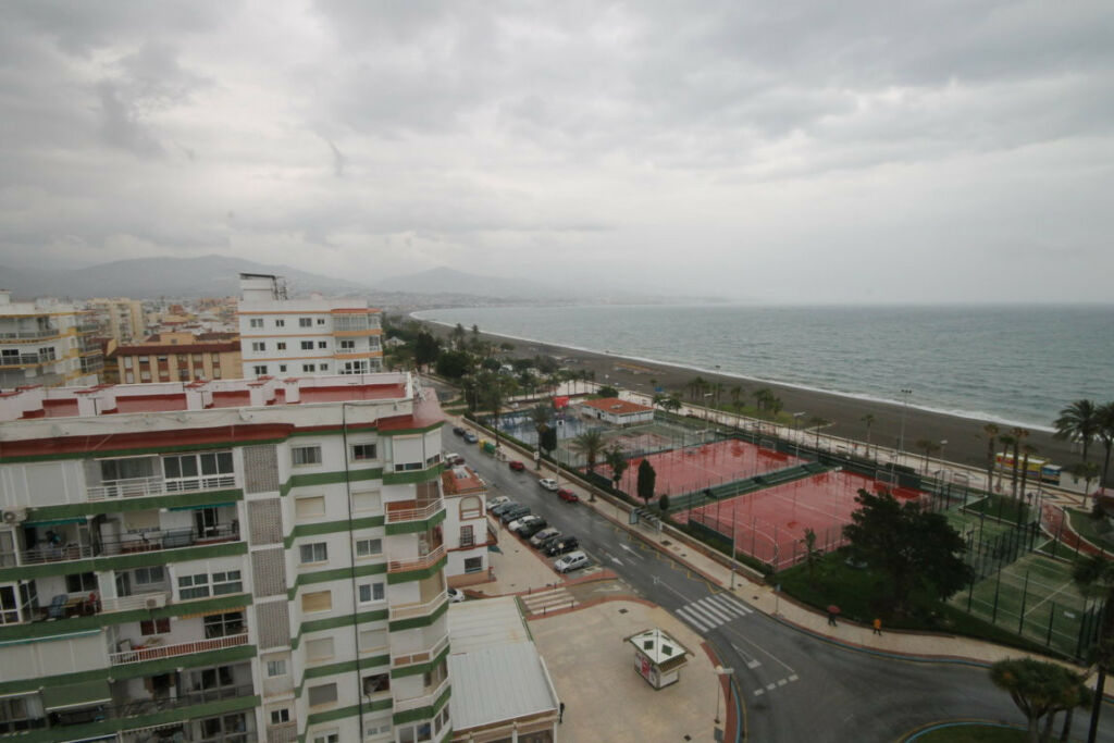 Middle Floor Apartment Torre del Mar Málaga - image 26