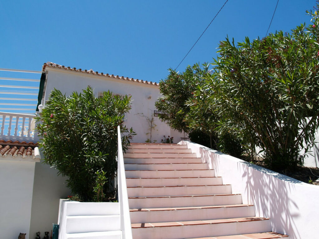 Detached Villa Torrox Málaga - image 9